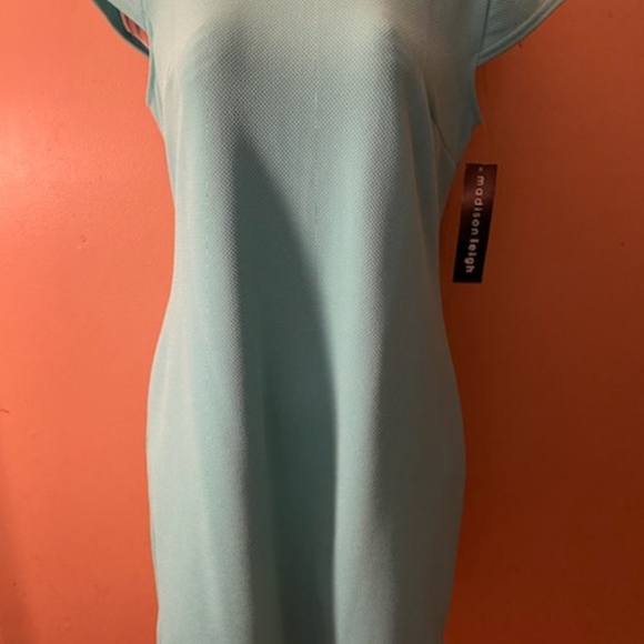 A beautiful casual turquoise dress - Picture 5 of 7